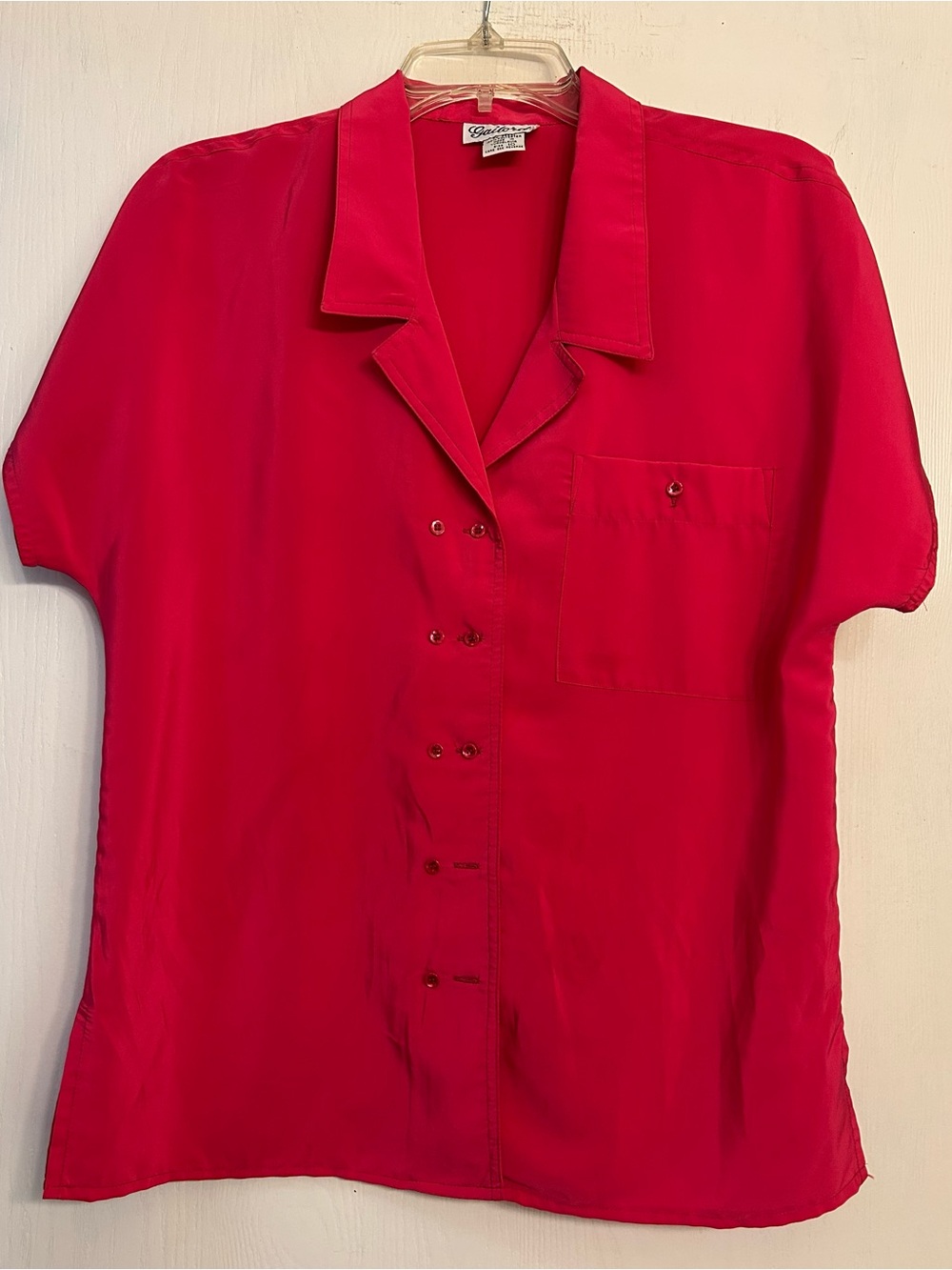Gailord Classic Retro Vintage 90’s Polished Vivid Pink Ladies Blouse, Size 10.